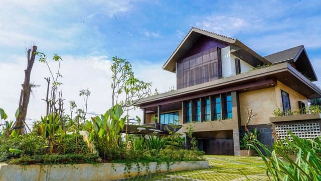 Bangunan Rumah Dua Tingkat