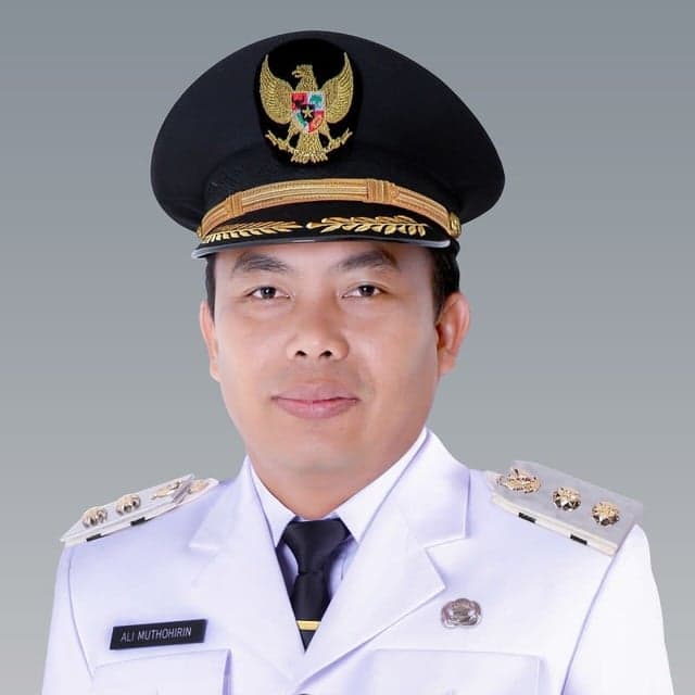 Ali Muthohirin
