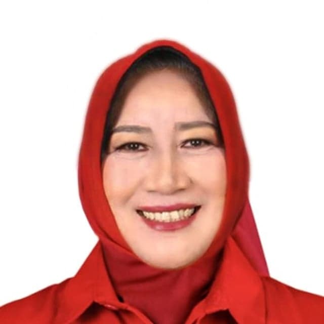 Dra. Hj. Siti Aisyah, S.H., SPN.