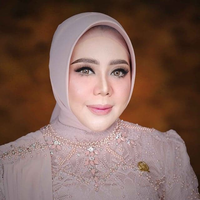 Aanya Rina Casmayanti