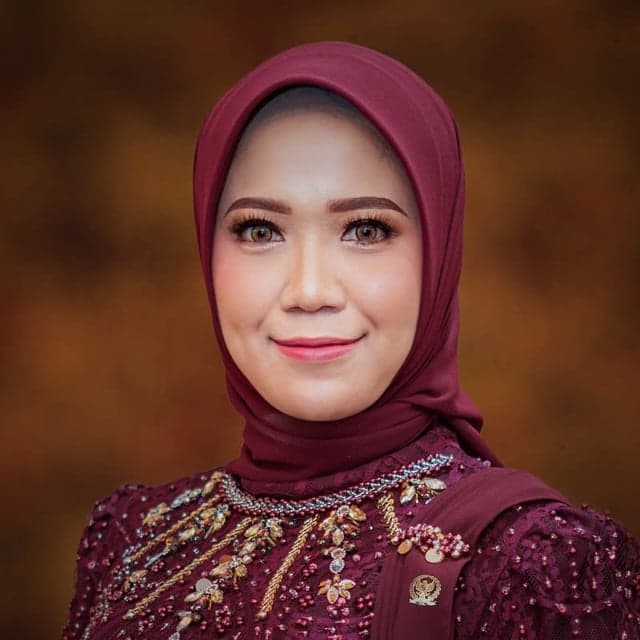 Erni Daryanti