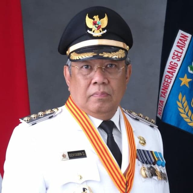 Benyamin Davnie