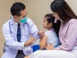 Mengobati Anak yang Sakit